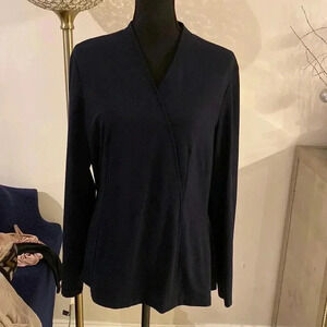 D uniforms long sleeve top size 16